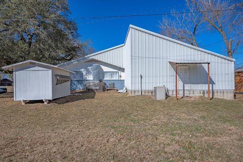 A home in Grand Saline