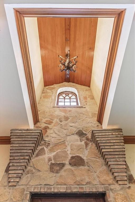 2300 N ROCK CREEK Road