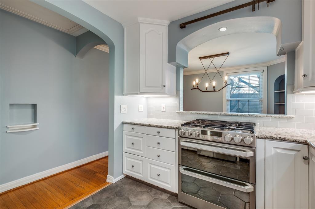 Hollywood 01 Instl - Residential