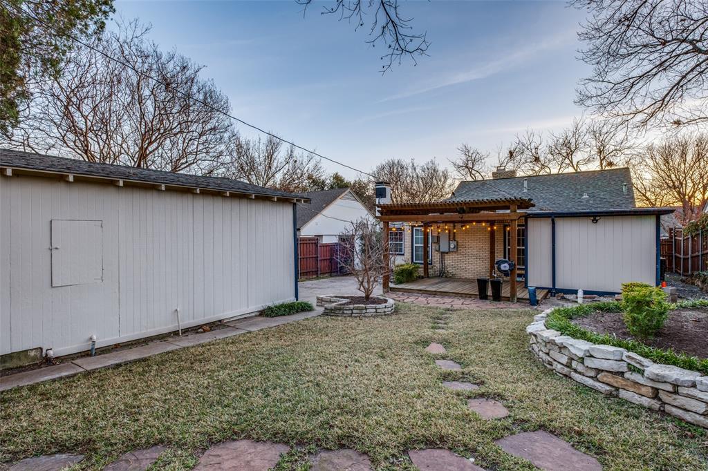 Hollywood 01 Instl - Residential