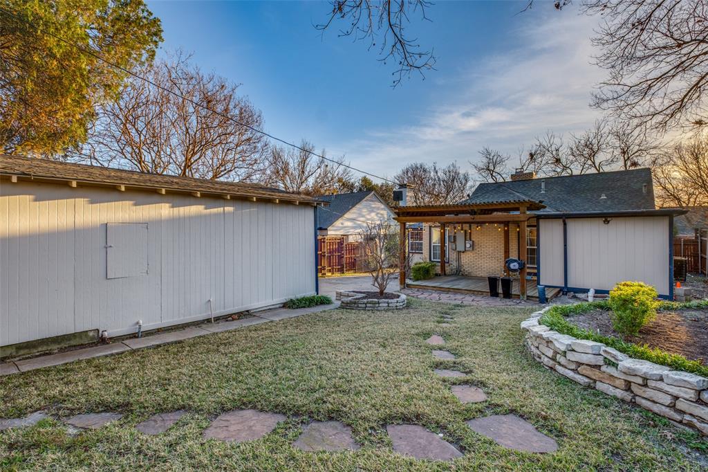 Hollywood 01 Instl - Residential