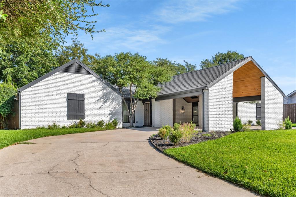 6611 Harvest Glen Drive