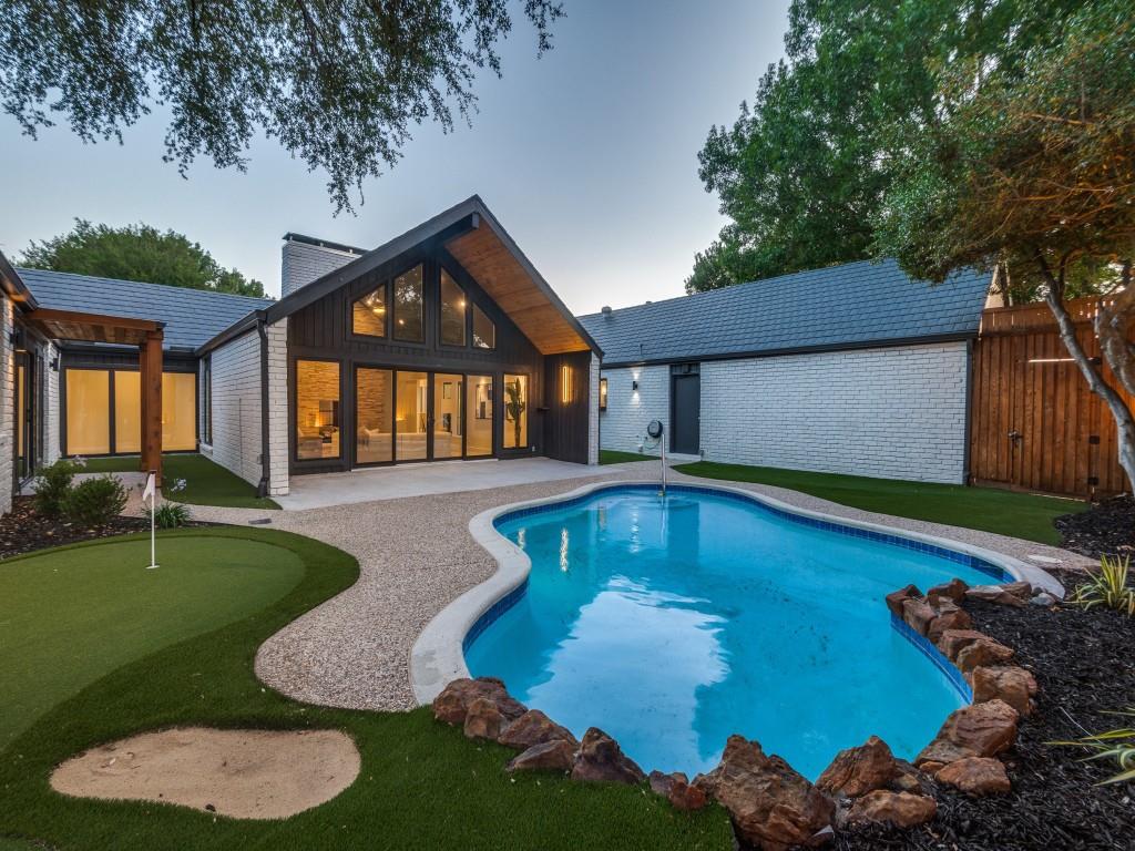 6611 Harvest Glen Drive