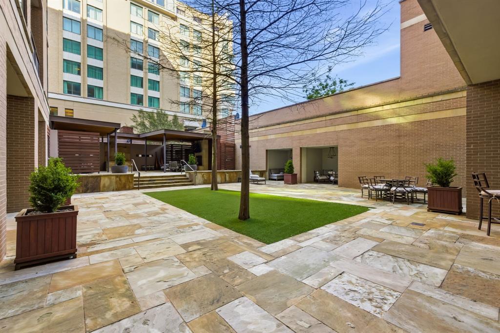 M Central Residences Condo - Residential