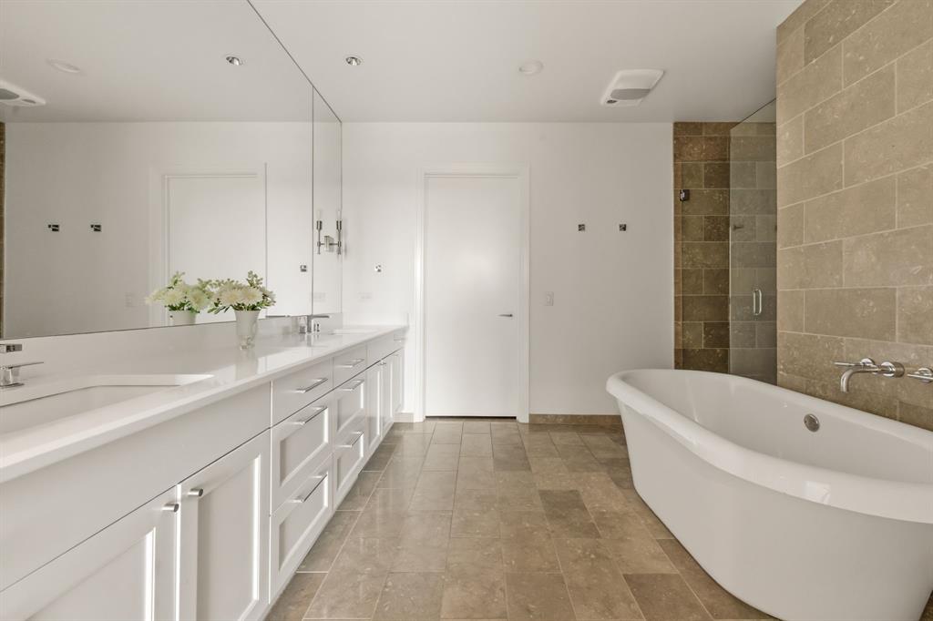 M Central Residences Condo - Residential