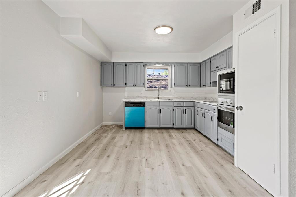 Glenview - Residential Lease