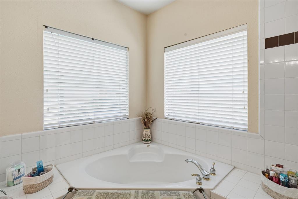 Wimbledon On The Creek - Residential