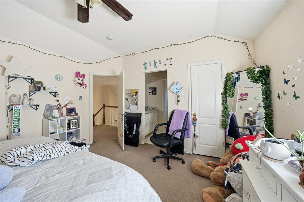 Wimbledon On The Creek - Residential