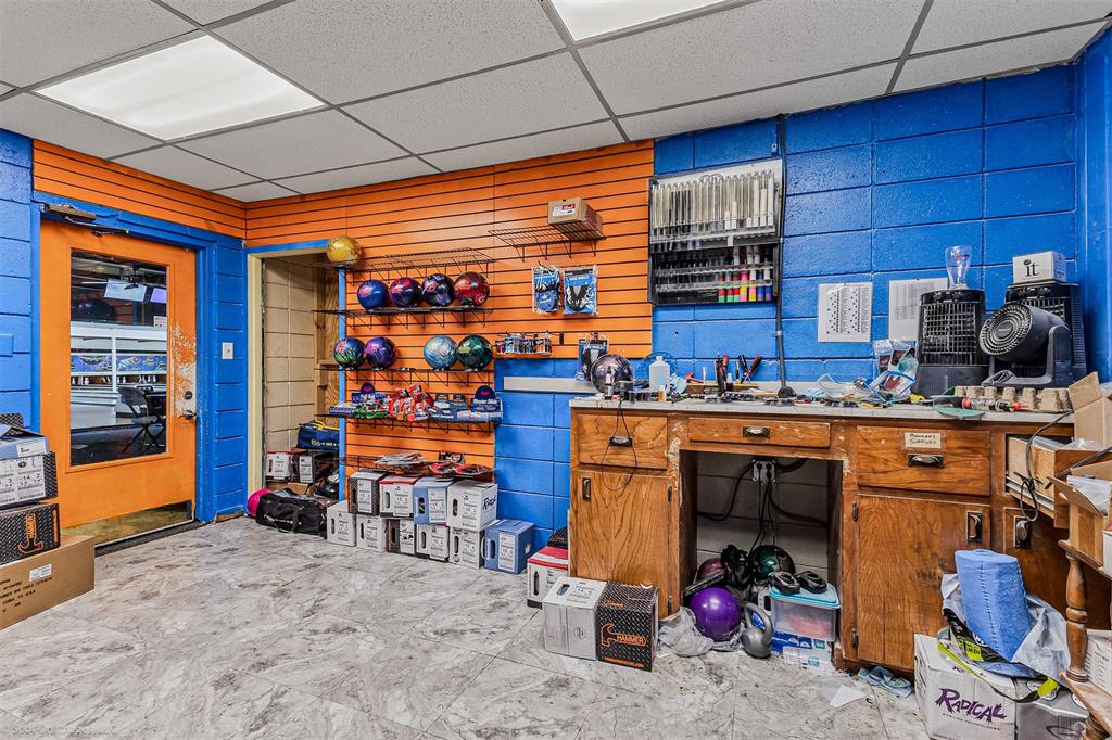 Traylor 2 - Commercial Sale