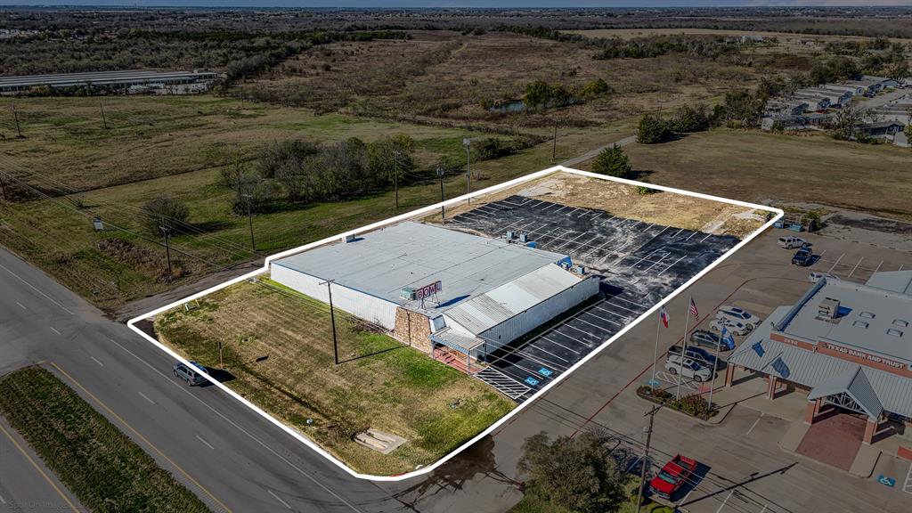 Traylor 2 - Commercial Sale