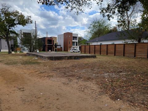3143 and 3147 Harmon Street Dallas TX 75215