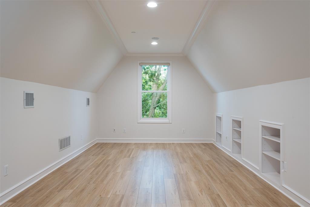 Hillcrest Park - Residential