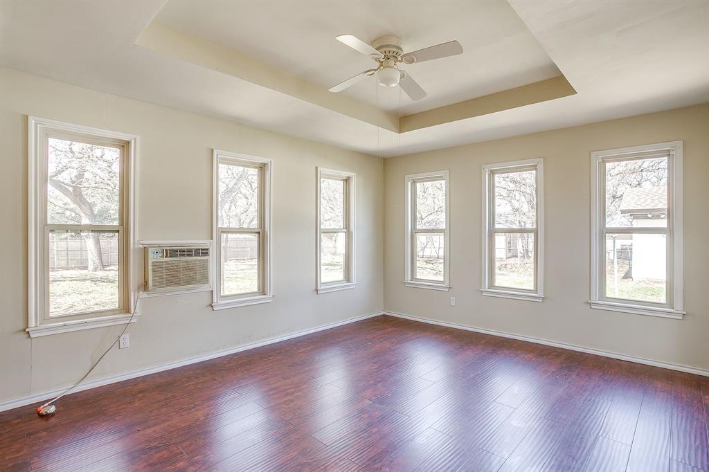 Donna Park - Residential