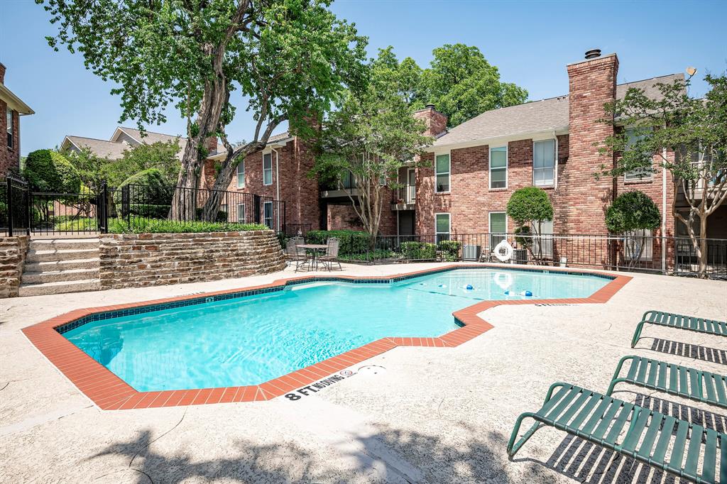 Holly Park Condo - Residential