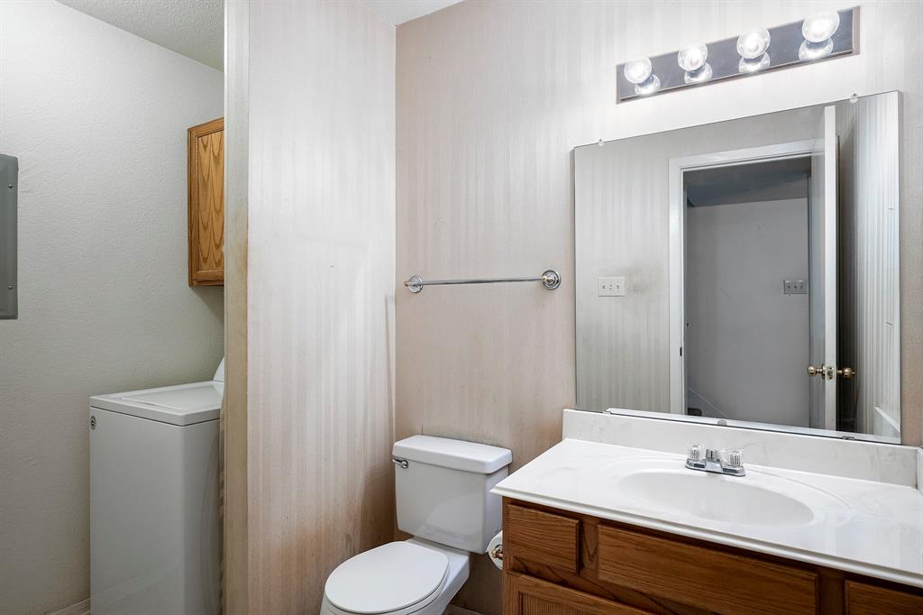 Holly Park Condo - Residential