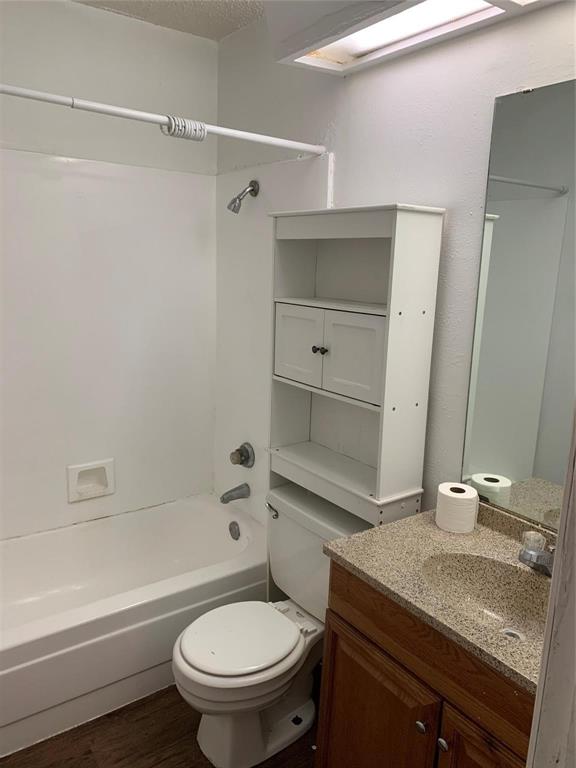 Woodbridge 04 Rep - Residential Income