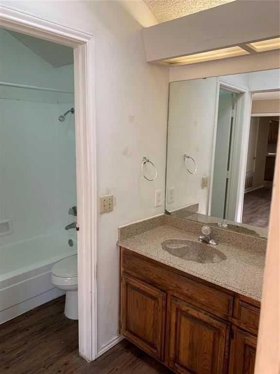 Woodbridge 04 Rep - Residential Income