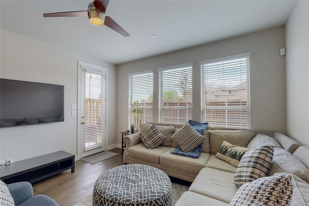 Villages Of Prairie Commons West - Residential