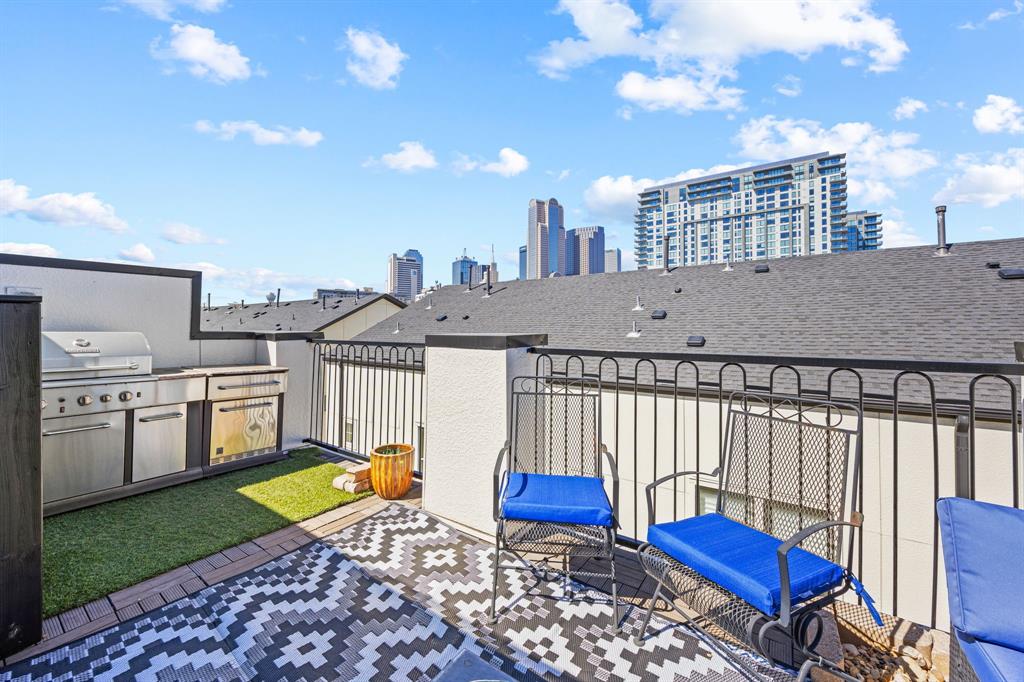 INTOWN HOMES AT FARMER'S MARKET - Residential