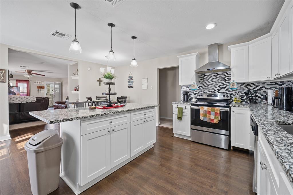 1223 Country Club Road