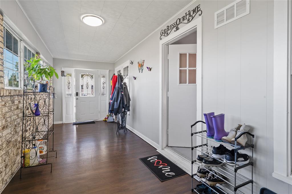 1223 Country Club Road