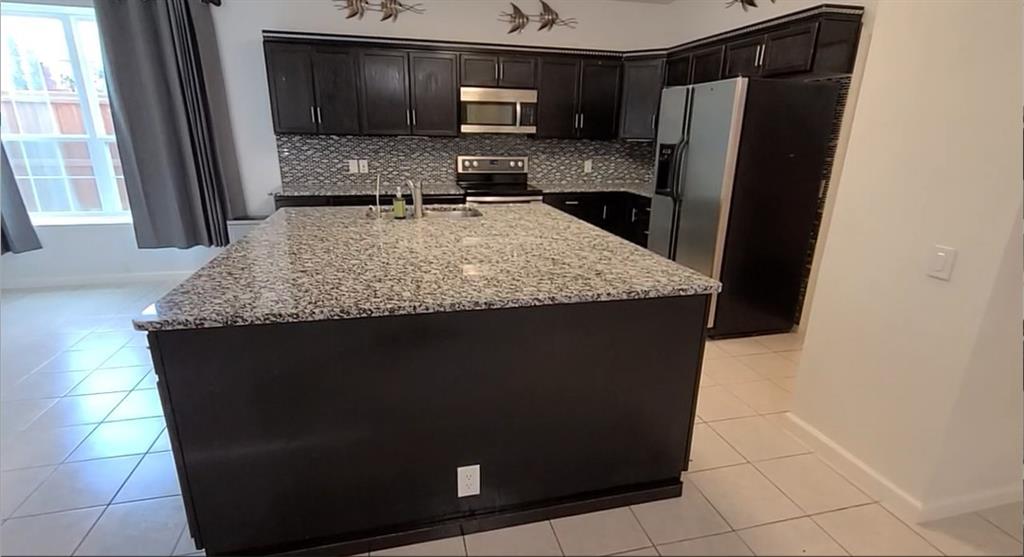 7813 Aqua Vista Drive