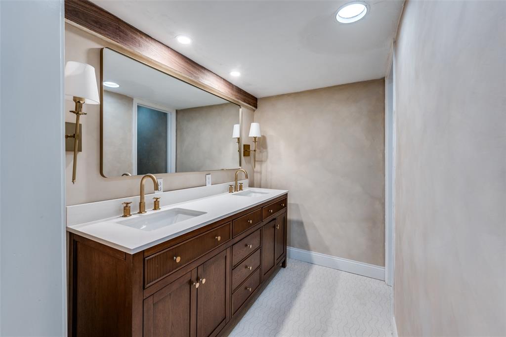 Oaks The Arlington - Residential