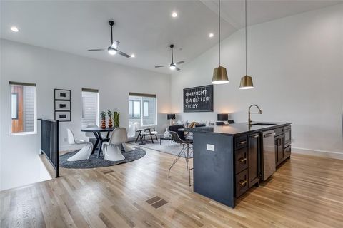 2124 Lovedale Avenue 101 Dallas TX 75235