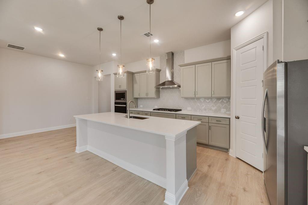 2300 La Jolla Drive
