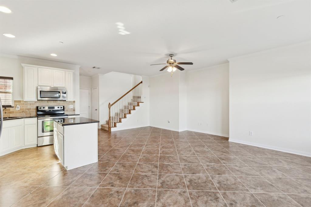 706 S Jupiter Road 907