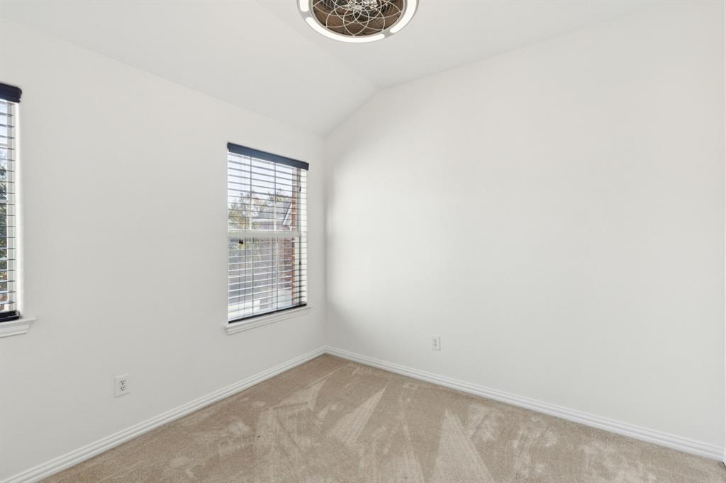 Chateaux Of Allen Twnhms The - Residential