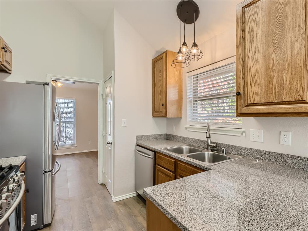 Flower Hill 03 - Residential