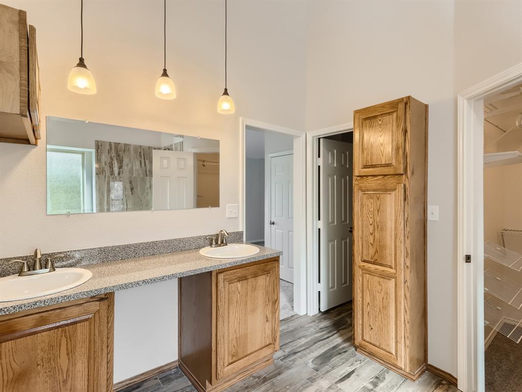 Flower Hill 03 - Residential