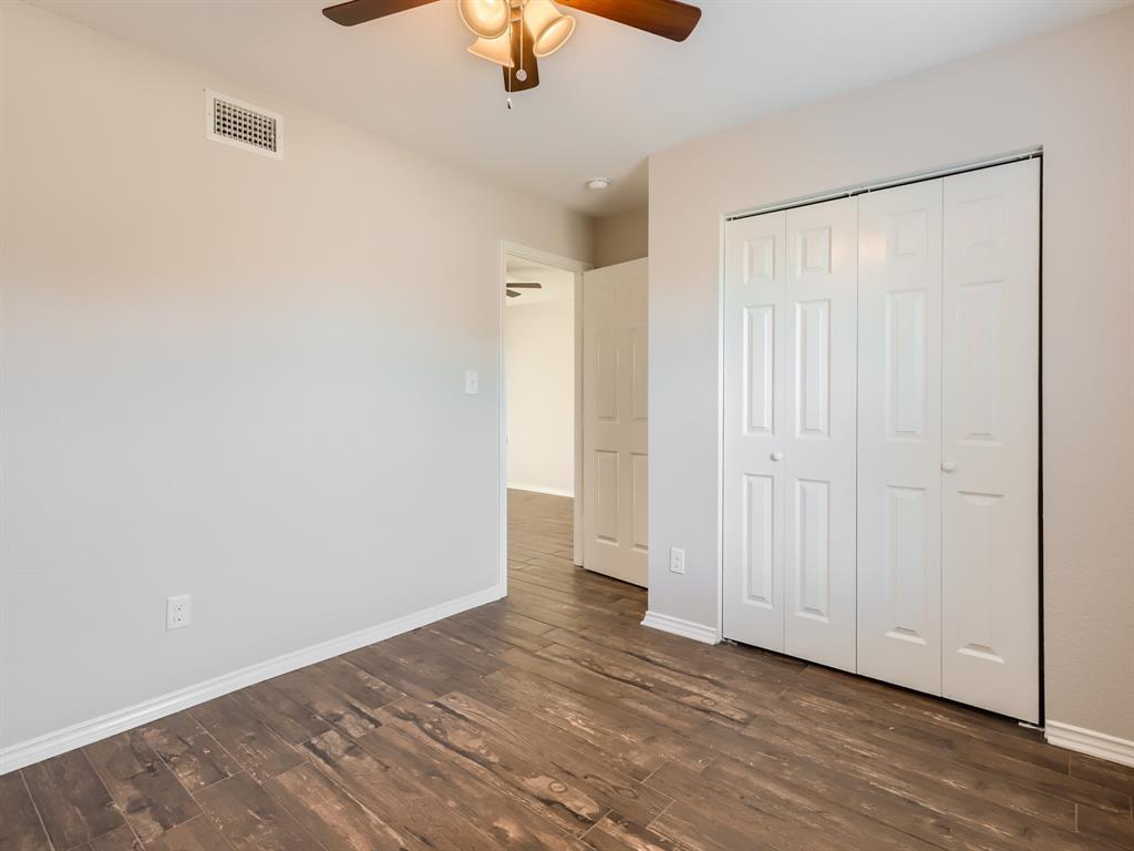 Flower Hill 03 - Residential