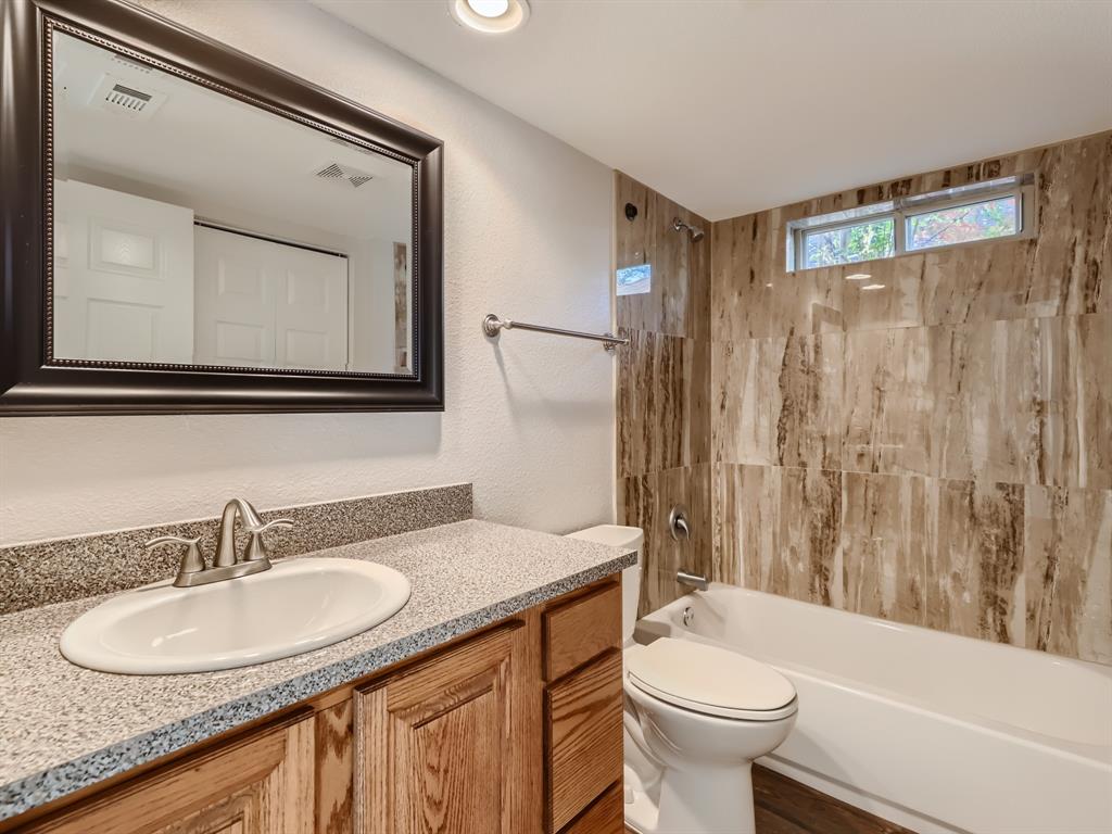 Flower Hill 03 - Residential