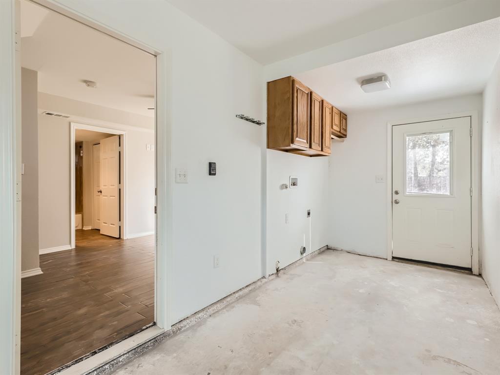 Flower Hill 03 - Residential