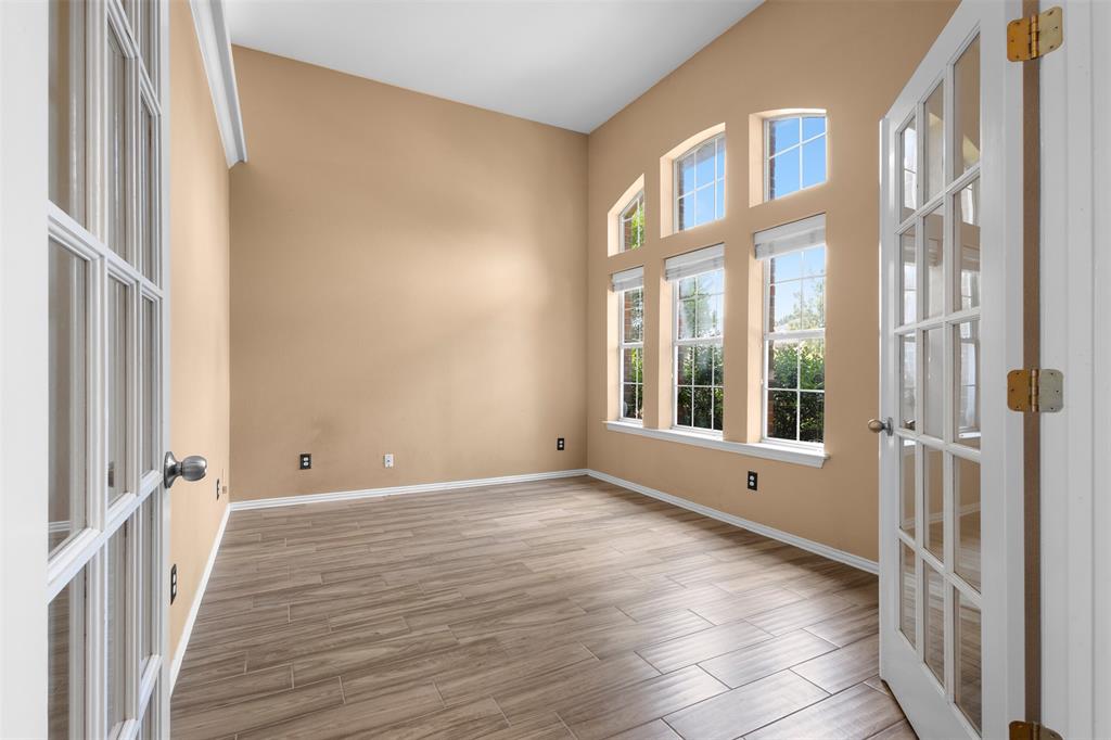 2499 Streamside Court