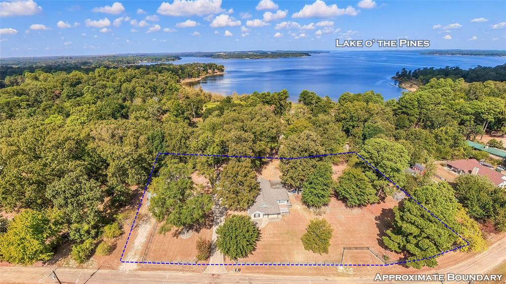237 Lakeview Circle