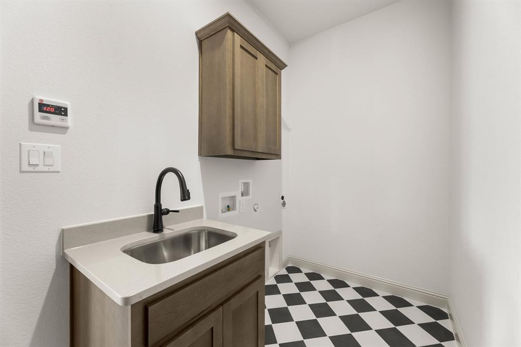 Settler's Glen - Residential