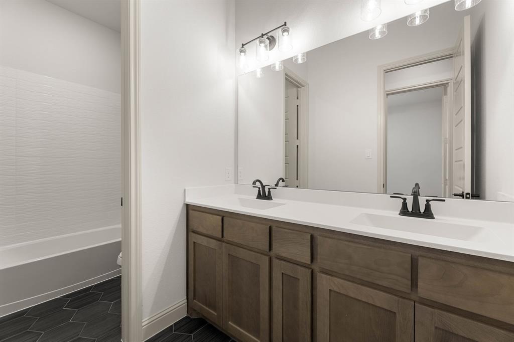 Settler's Glen - Residential