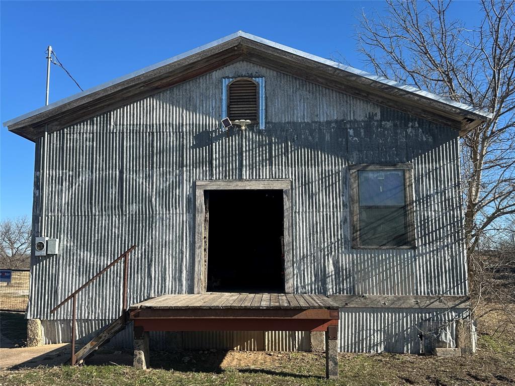 608 E College Street