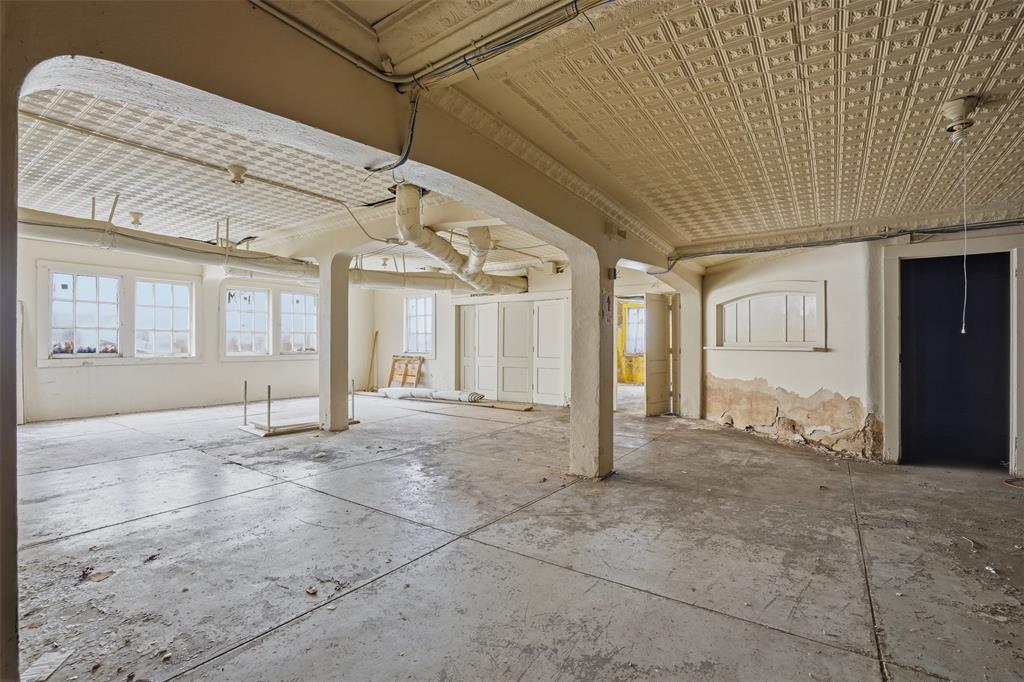 (GC) GRAHAM - COMMERCIAL - Commercial Sale