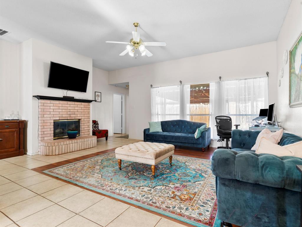 409 Huddleston Ct, Springtown, TX, 76082