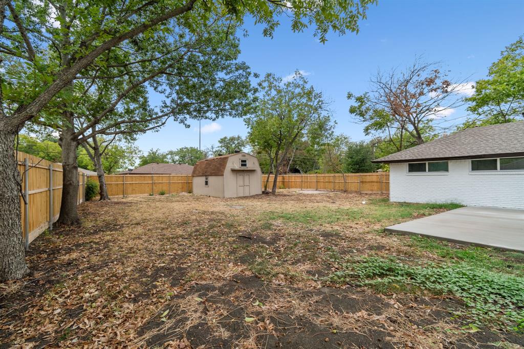 International Estates - Residential Lease