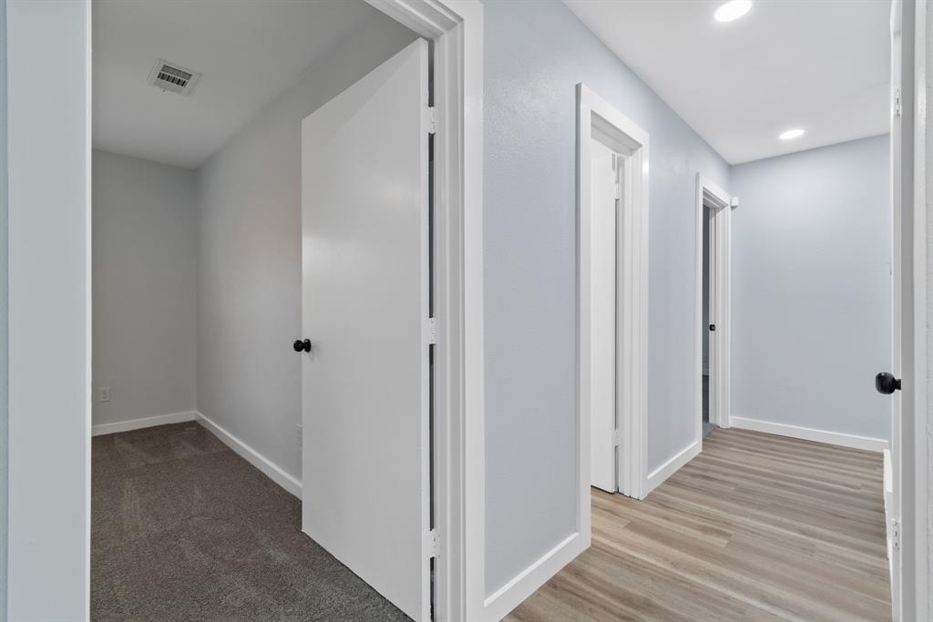 International Estates - Residential Lease