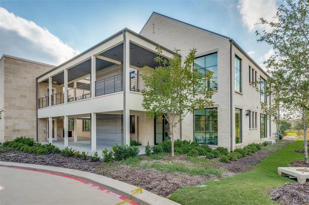 300 N O Connor Ridge Boulevard 11