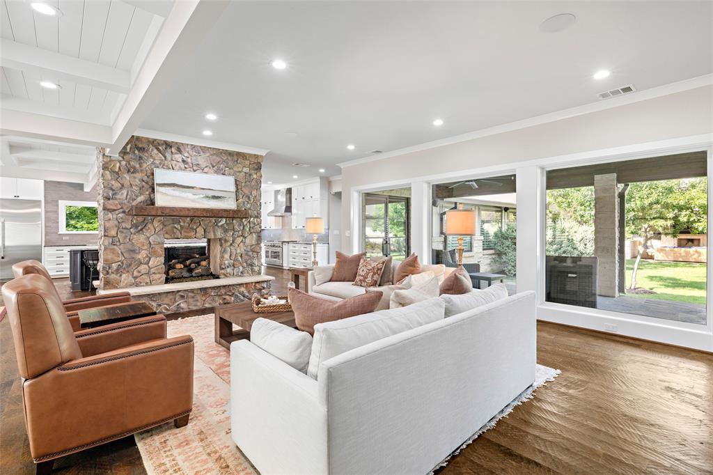 Casa Linda Estates - Residential