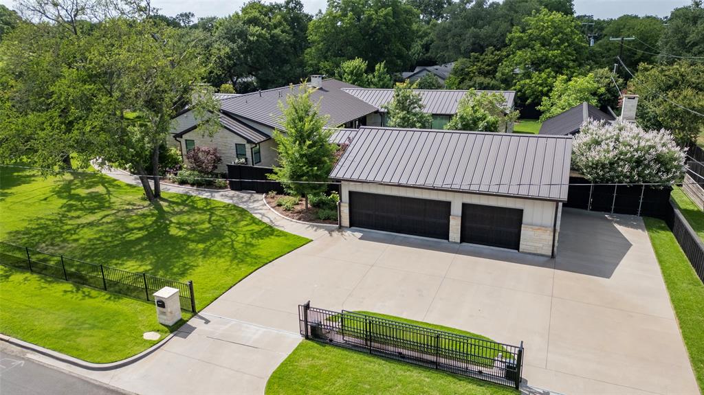 Casa Linda Estates - Residential