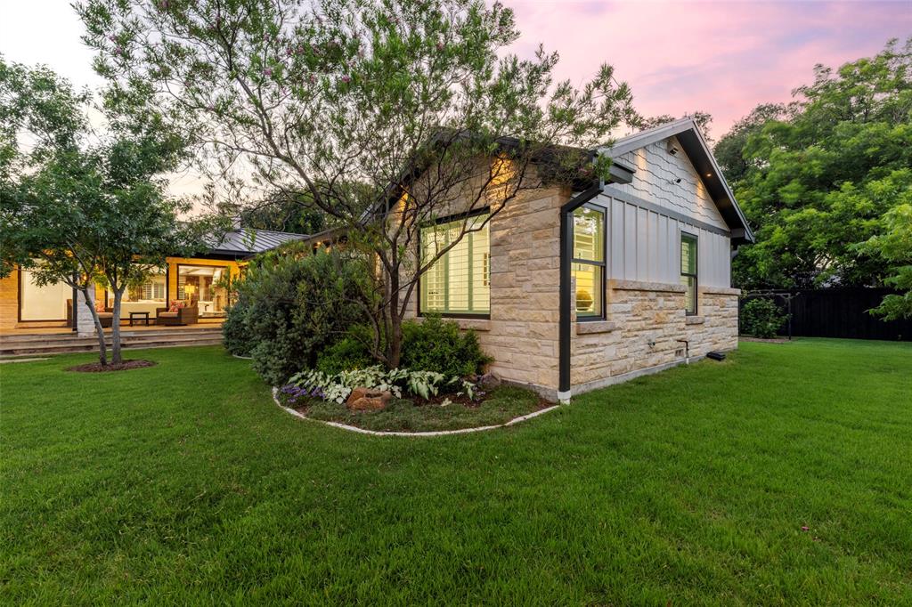 Casa Linda Estates - Residential