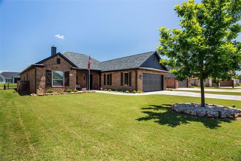 6214 Beretta Court Granbury TX 76049